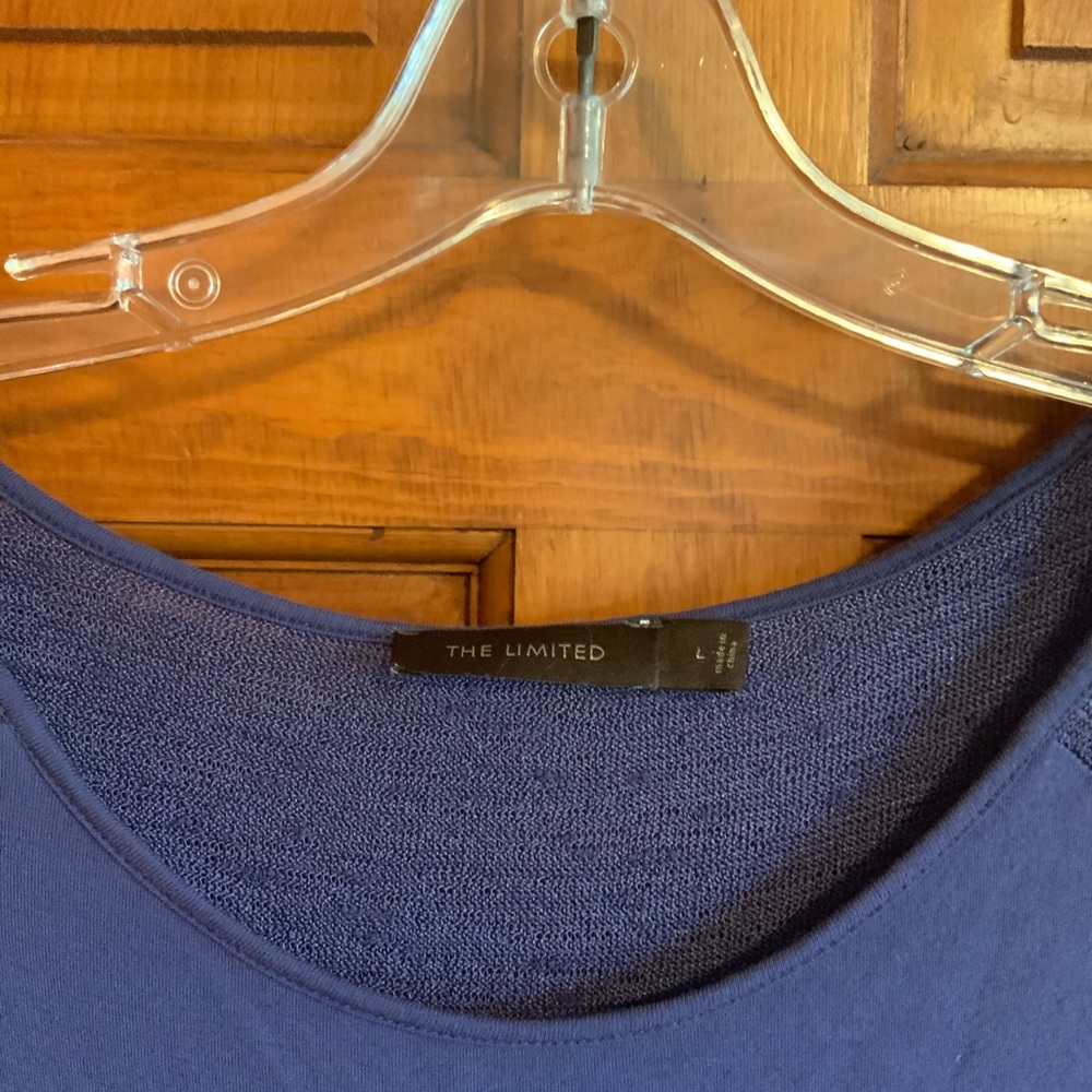 Limited deep purple top